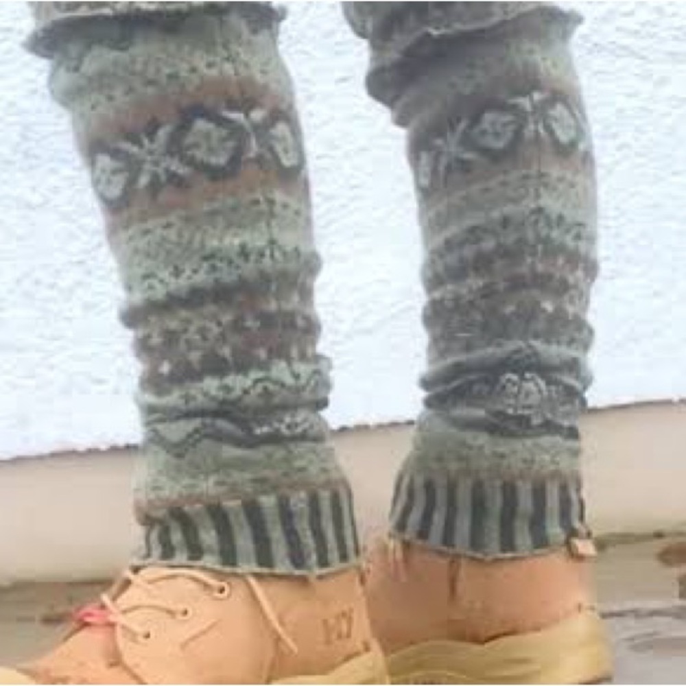 CLAYEUX~One Size 4-7 GIRLS KNIT 🧶 LEG WARMERS ~WEAR OVER PANTS WITH DRESS BALLET